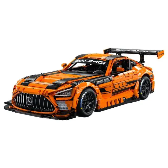 Лучший подарок мальчику на Новый год: Mercedes-AMG GT3 в масштабе 1:8 с официальной лицензие