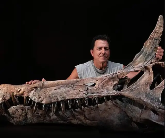 В пустыне Сахара обнаружили прародителя дракона возрастом около 95 миллионов лет (2 фото)